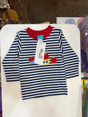NWT Claire & Charlie L/S Top